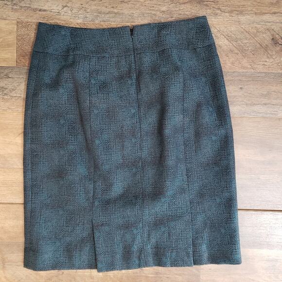 Ann Taylor Multicolor Pencil Button Detail Career Knee Length Skirt Size 4 - Picture 7 of 11